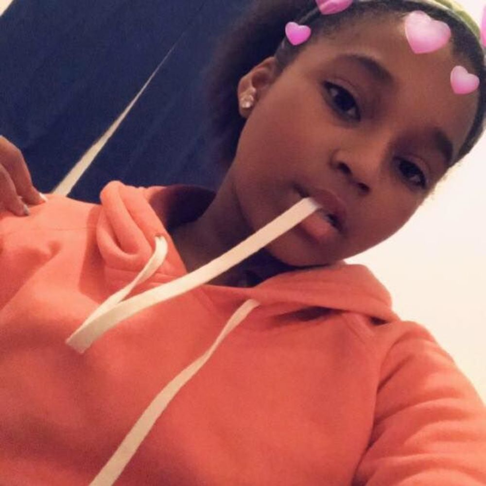 Meet your Posher, Danera